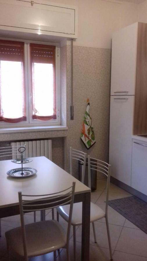 Ferienwohnung Flat By Lello Bari Exterior foto
